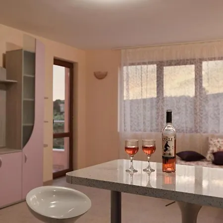 Apartment Amelia Siv